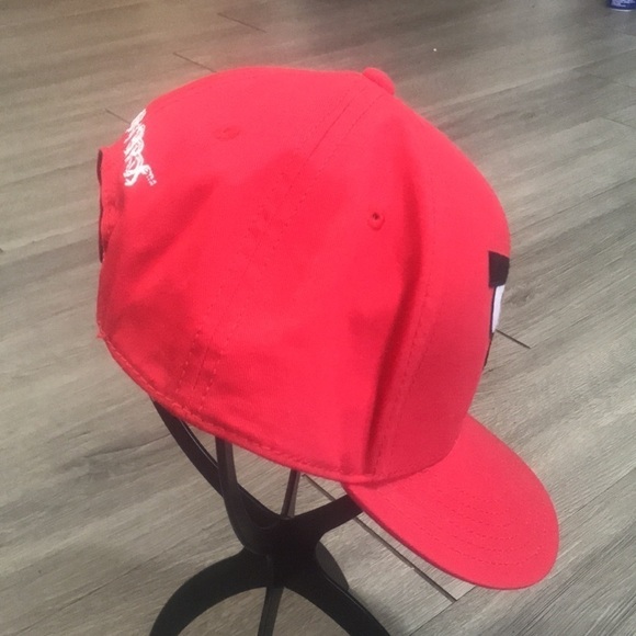 Angry Birds Rovio Entertainment Retro 2005-2013 Red Embroidered Adjustable Cap - Picture 5 of 10